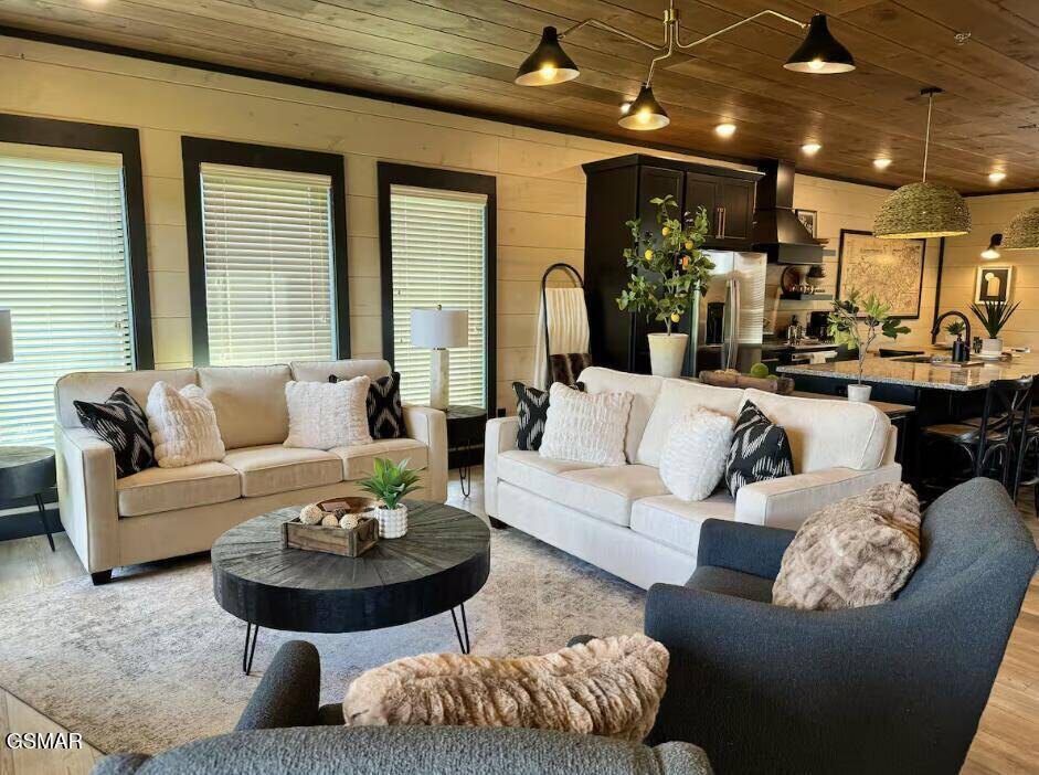 306 Rambling Creek Way, Unit Lot 76R photo 7